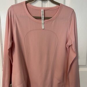 Lululemon Athletica Soft Pink Long Sleeve Top